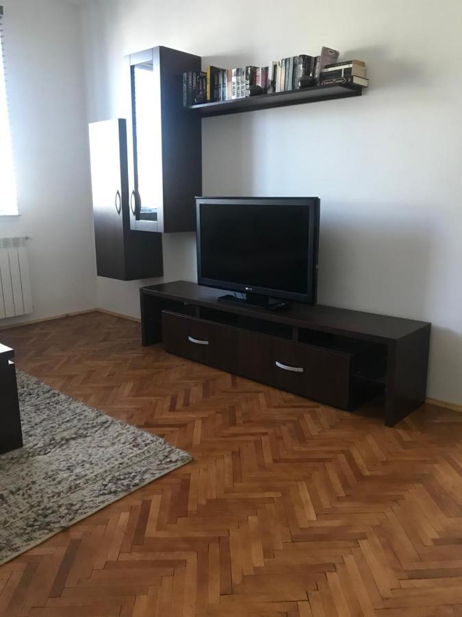 Apartament Sanda Apartment Турда Екстериор снимка