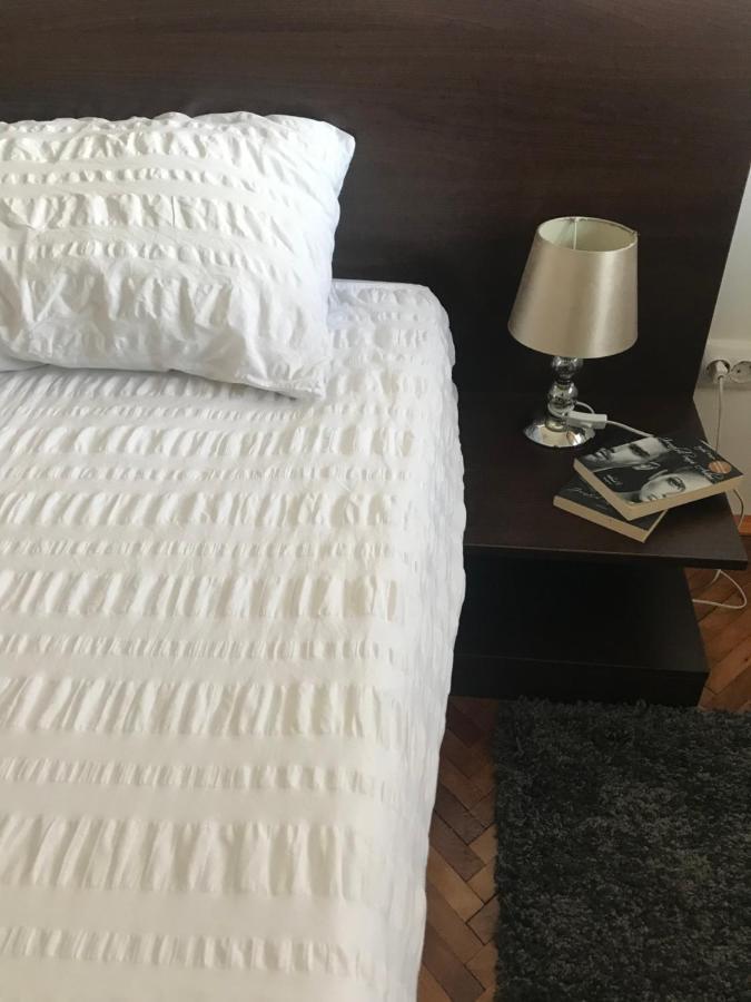 Apartament Sanda Apartment Турда Екстериор снимка